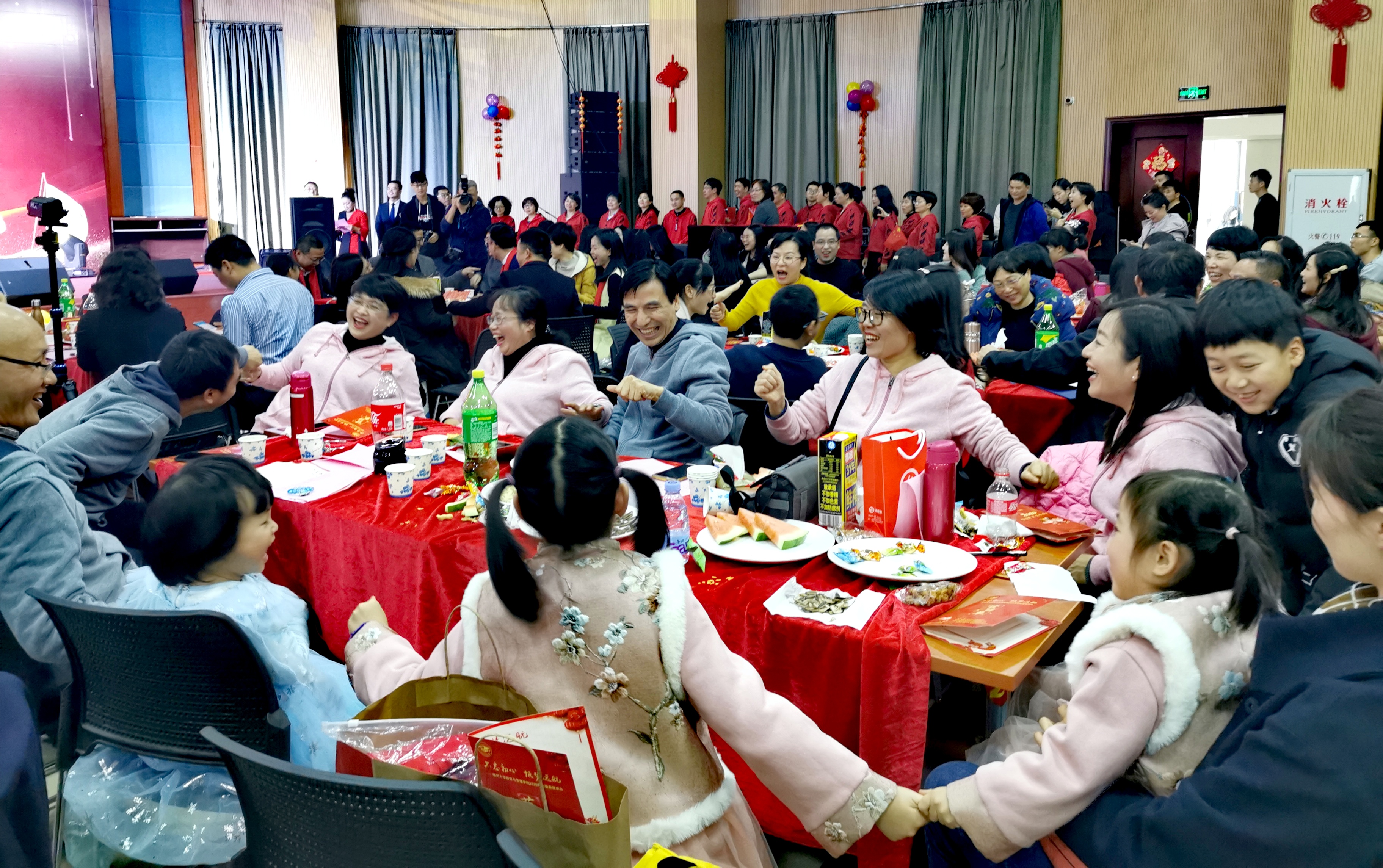 2020年1月16日，“不忘初心，执梦远航”——冰球突破豪华版官方网站2020年迎新春联欢会（5）